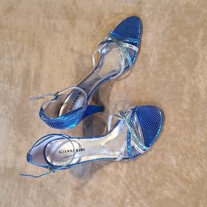 Blue metallic heels 3in